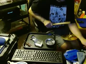 Punkypapi Chaturbate stream image from March 10, 2025