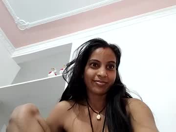 Cutepayel Chaturbate stream image from March 10, 2025
