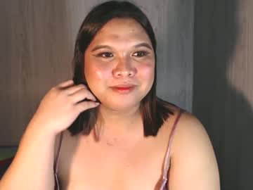 Ellise_Husson Chaturbate stream image from March 10, 2025