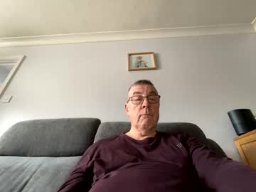 Phoeebs Chaturbate stream image from March 10, 2025