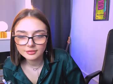 Suzanna_Shy Chaturbate stream image from March 10, 2025