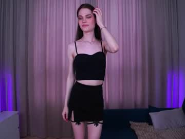 Sweet_Reverie Chaturbate stream image from March 10, 2025