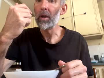 Crawmon Chaturbate stream image from March 10, 2025