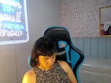 Tutti_Froot_Ch Chaturbate stream image from March 10, 2025