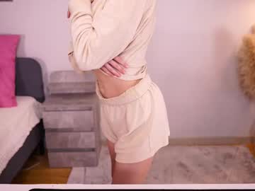Maryward Chaturbate stream image from March 10, 2025