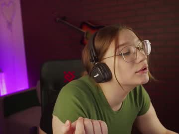 Mysticelff Chaturbate stream image from March 10, 2025