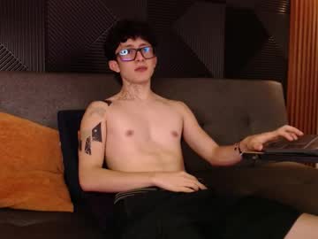 Troy_Rouge Chaturbate stream image from March 10, 2025