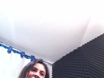Clohethomsons Chaturbate stream image from March 10, 2025