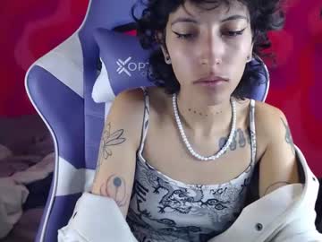 Darling_Selena Chaturbate stream image from March 10, 2025