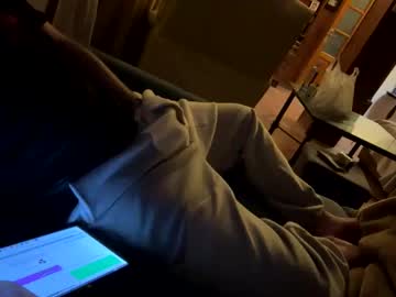 Famtomx Chaturbate stream image from March 11, 2025