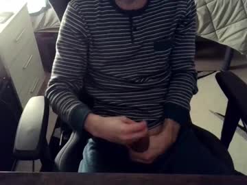 Readytoshowww Chaturbate stream image from March 11, 2025
