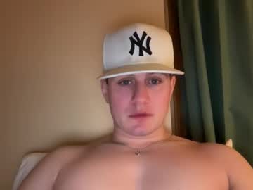 Buzz5127 Chaturbate stream image from March 11, 2025