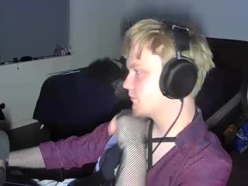 Fynn0funn Chaturbate stream image from March 11, 2025