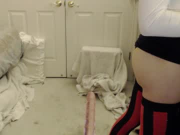Lilydrop Chaturbate stream image from March 11, 2025