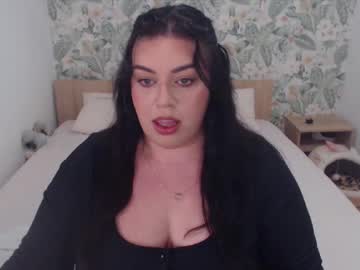 Moniqhart Chaturbate stream image from March 11, 2025