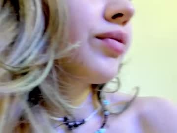 Neonochka Chaturbate stream image from March 11, 2025