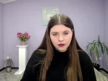 Sweettkitty_Y Chaturbate stream image from March 11, 2025