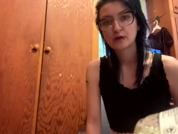 Cuntycum Chaturbate stream image from March 11, 2025