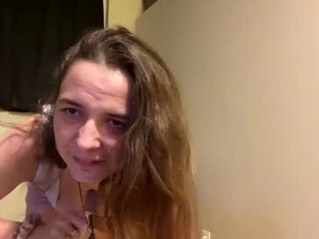 Surfingkitten Chaturbate stream image from March 11, 2025