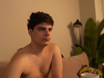 Kotiis Chaturbate stream image from March 11, 2025