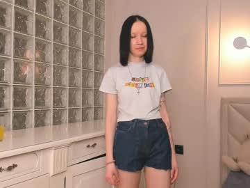 Garynbelow Chaturbate stream image from March 11, 2025