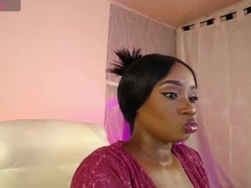 Britanymooree Chaturbate stream image from March 11, 2025