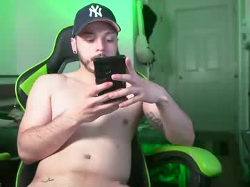 Bryanncan01 Chaturbate stream image from March 11, 2025