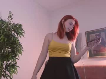 Kristi_Ginger Chaturbate stream image from March 11, 2025