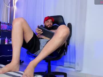 Maax_Wolf Chaturbate stream image from March 11, 2025