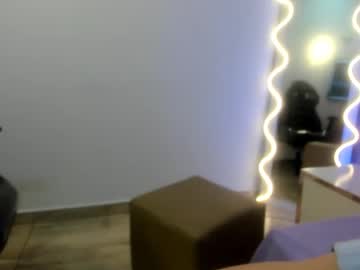 Melodi_Tay Chaturbate stream image from March 11, 2025