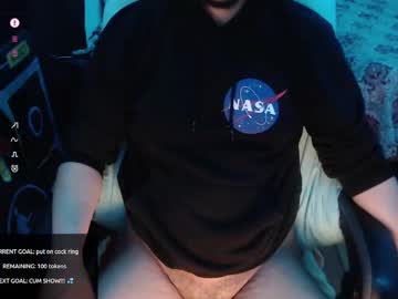 Iamhankanon Chaturbate stream image from March 12, 2025