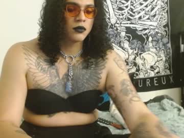 Lucillaviper Chaturbate stream image from March 12, 2025