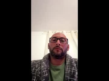 Pollonbig39 Chaturbate stream image from March 12, 2025