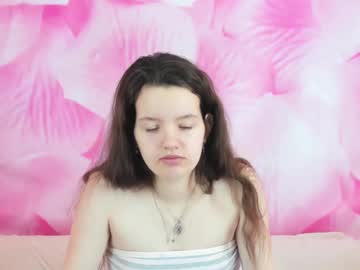 Cassey_Lu Chaturbate stream image from March 12, 2025