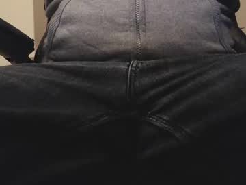 Ggguygg Chaturbate stream image from March 12, 2025