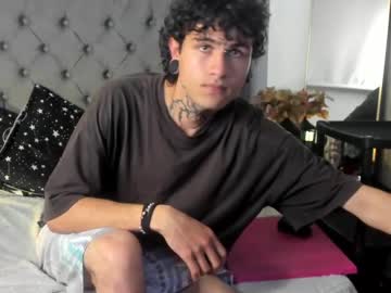 Andyy_01 Chaturbate stream image from March 12, 2025