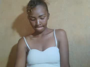Mariana1322 Chaturbate stream image from March 12, 2025