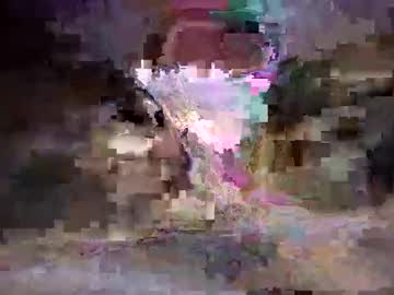 Laurinha645395 Chaturbate stream image from March 12, 2025