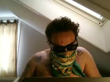 Thinkingaboutthisnewgirl Chaturbate stream image from March 12, 2025