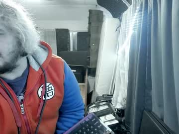 Kinkybiguy14 Chaturbate stream image from March 12, 2025
