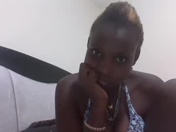 Queen_Wow2 Chaturbate stream image from March 12, 2025