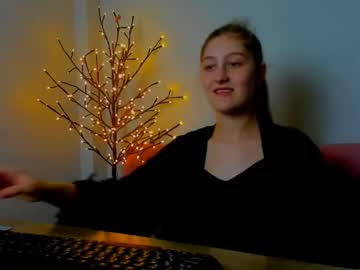 Aurorablis Chaturbate stream image from March 12, 2025
