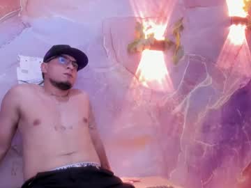 Aron_Shane Chaturbate stream image from March 12, 2025