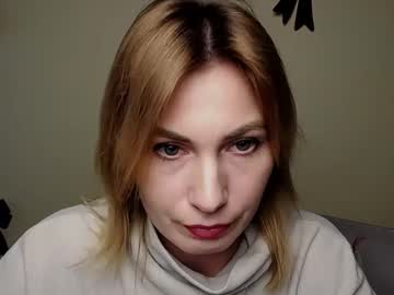 Tik_Toria Chaturbate stream image from March 12, 2025