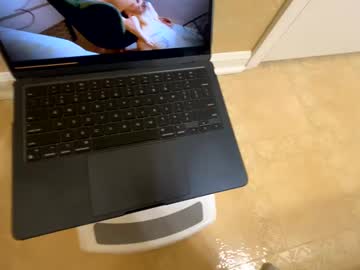 Flynext Chaturbate stream image from March 12, 2025