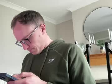 Hotholby86 Chaturbate stream image from March 12, 2025