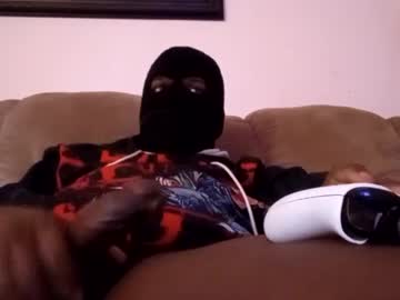 Bmanbeezy Chaturbate stream image from March 12, 2025