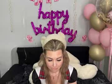 Nick_N_Mia Chaturbate stream image from March 12, 2025