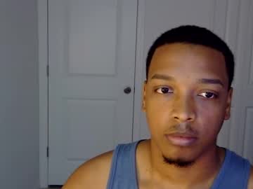 Wideeyedbeau Chaturbate stream image from March 12, 2025