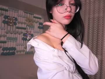 Berenicehelme Chaturbate stream image from March 12, 2025